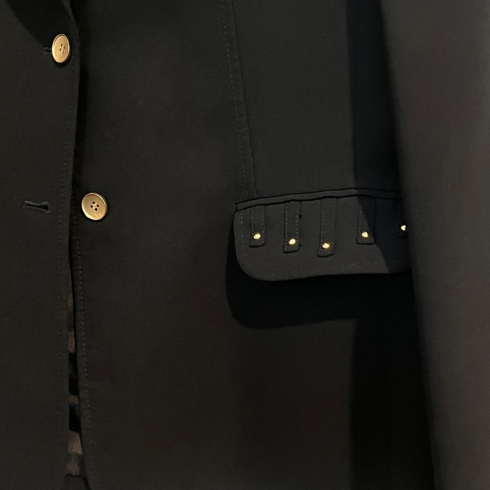 Tahari Black and Gold Blazer with Notched Lapel - Picture 6 of 10